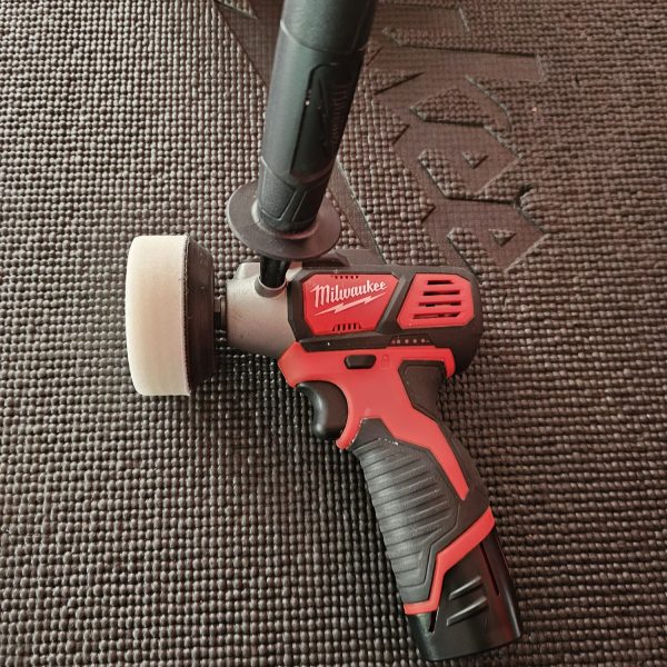 MILWAUKEE AKU POLIRKA M12BPS-0 4933447791
