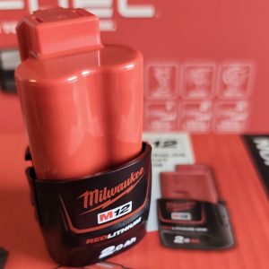 MILWAUKEE AKU BATERIJA 12V 2,0Ah M12B2 4932430064